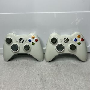 Look Of 2 Official Microsoft Xbox 360 White Wireless Controller OEM